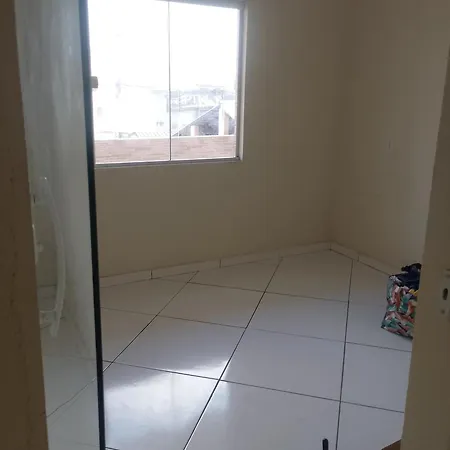 Andrew Amancio Mendes Apartment